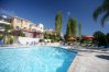 游泳池露台的公寓在Pafilia塔拉公园 - 享受阳光和宁静的地中海的塞浦路斯